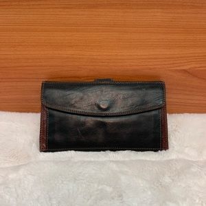 Gloss-Finished Double Fold Leather